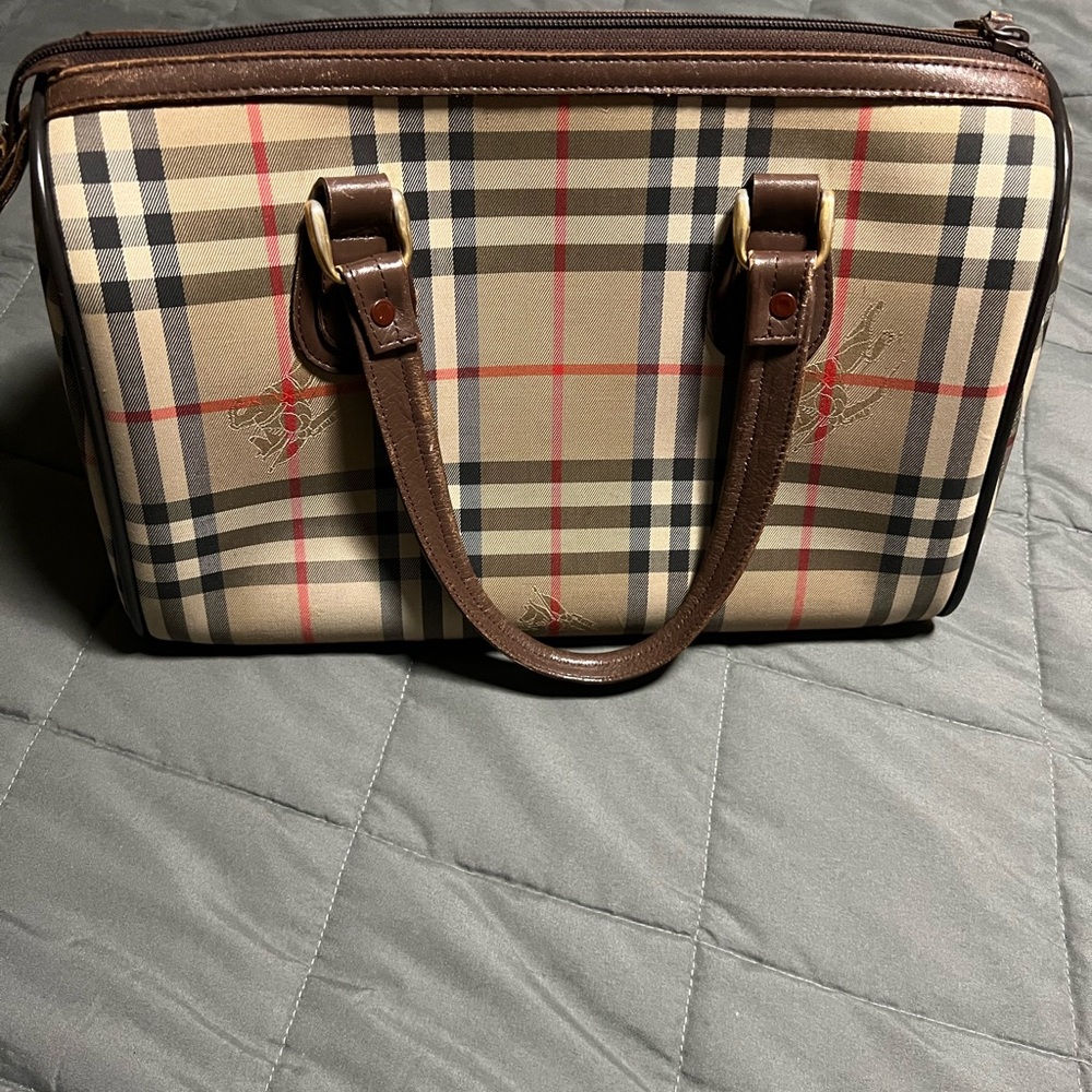 Burberry vintage Boston